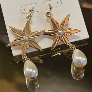 Star Pearl Drop Earrings